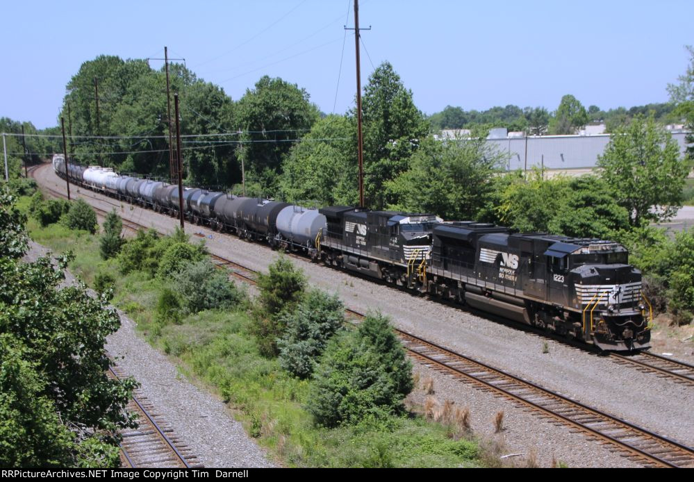 NS 1223, 4512 on H70